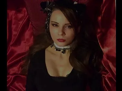 Gabriela erotikfilme mit reifen frauen Lopez wird auf dem Boden hart gefickt
