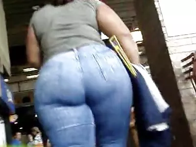 Latina Gabriela Lopez mit großen natürlichen Titten hat porno deutsche reife frauen Sex und bekommt Sperma ins Gesicht
